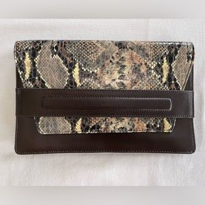 Banana Republic brown leather clutch